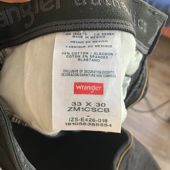 Black Wrangler Jeans - Picture 2 of 3